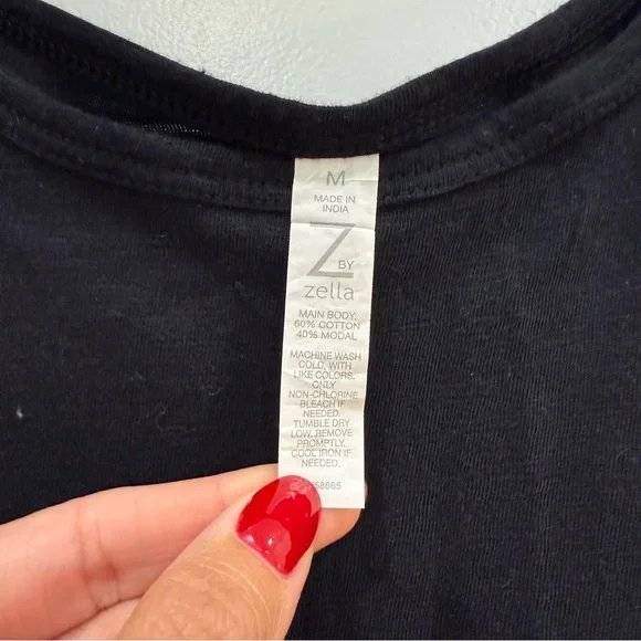 Zella Black Sleeveless Women's Top - Picture 2 of 3